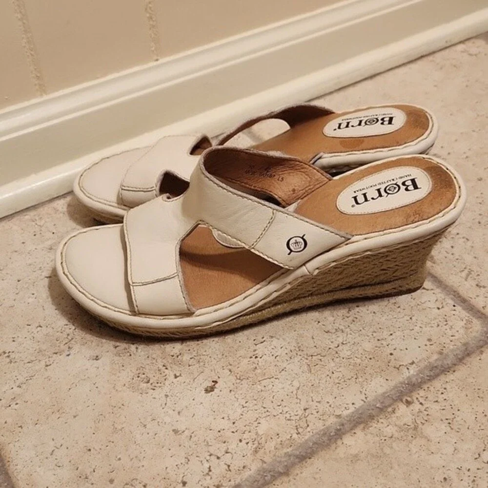 Born Women's White Leather Wedge Espadrille Sandals Size 10